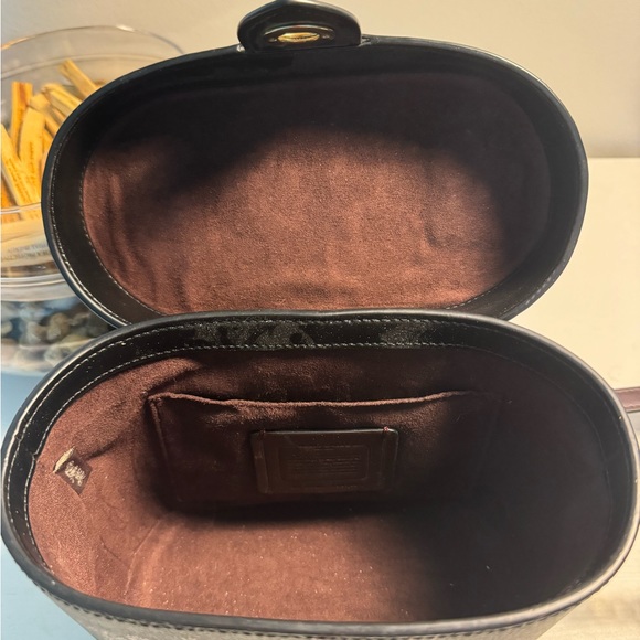 Coach Crossbody Bag - Picture 3 of 4